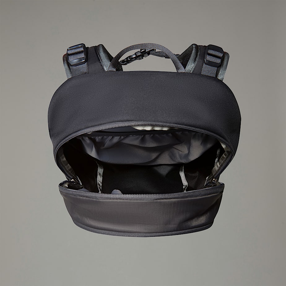 Mochilas The North Face Basin 15-Litre Hombre Negros | NF0A56H4U