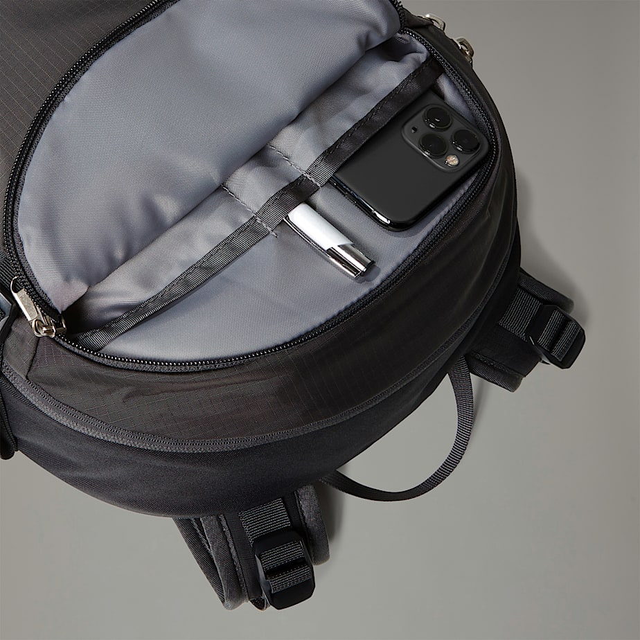 Mochilas The North Face Basin 15-Litre Hombre Negros | NF0A56H4U